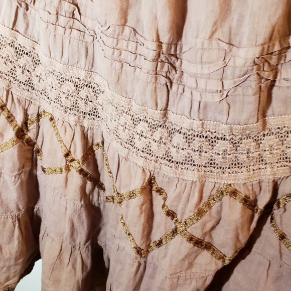 Flowing Latte Colored Ombre Long Skirt with Lace - Picture 2 of 4